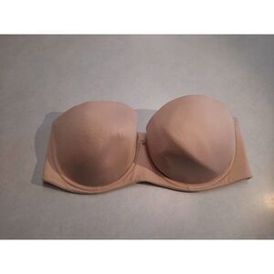 Avenue Body Bra Size 40DD Beige Underwired Lined Adjustable Strapless Lingerie